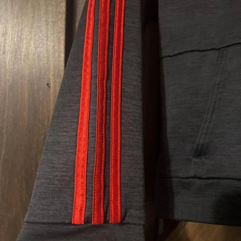 Adidas Boys Small 8 Hoodie Charcoal Grey Red Gradient Logo‎ 3 Stripe Pullover - Picture 4 of 6